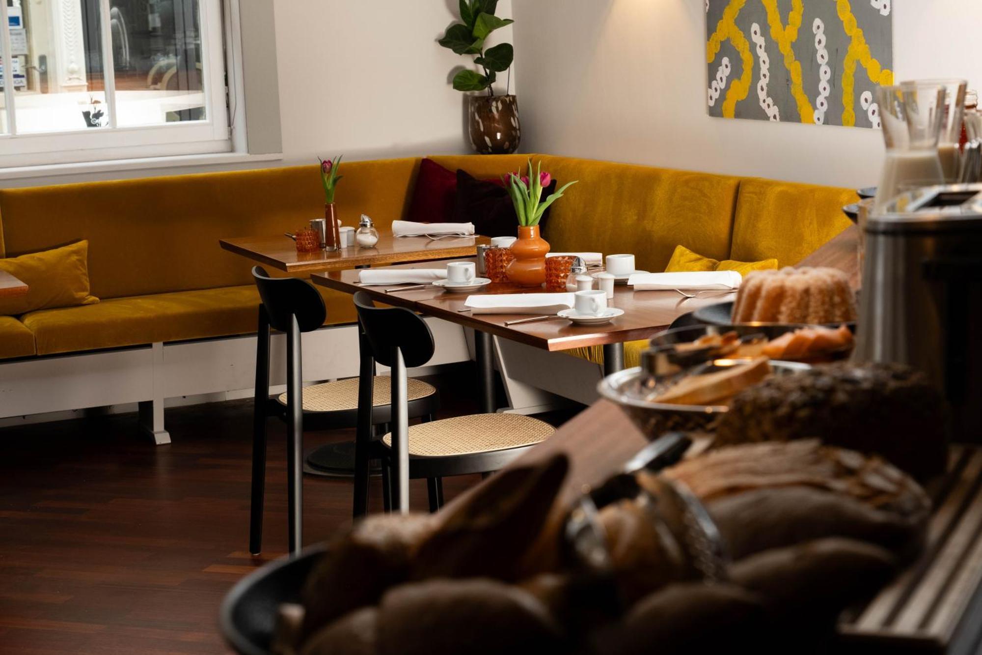 Hotel Ottheinrich Weinheim Zewnętrze zdjęcie
