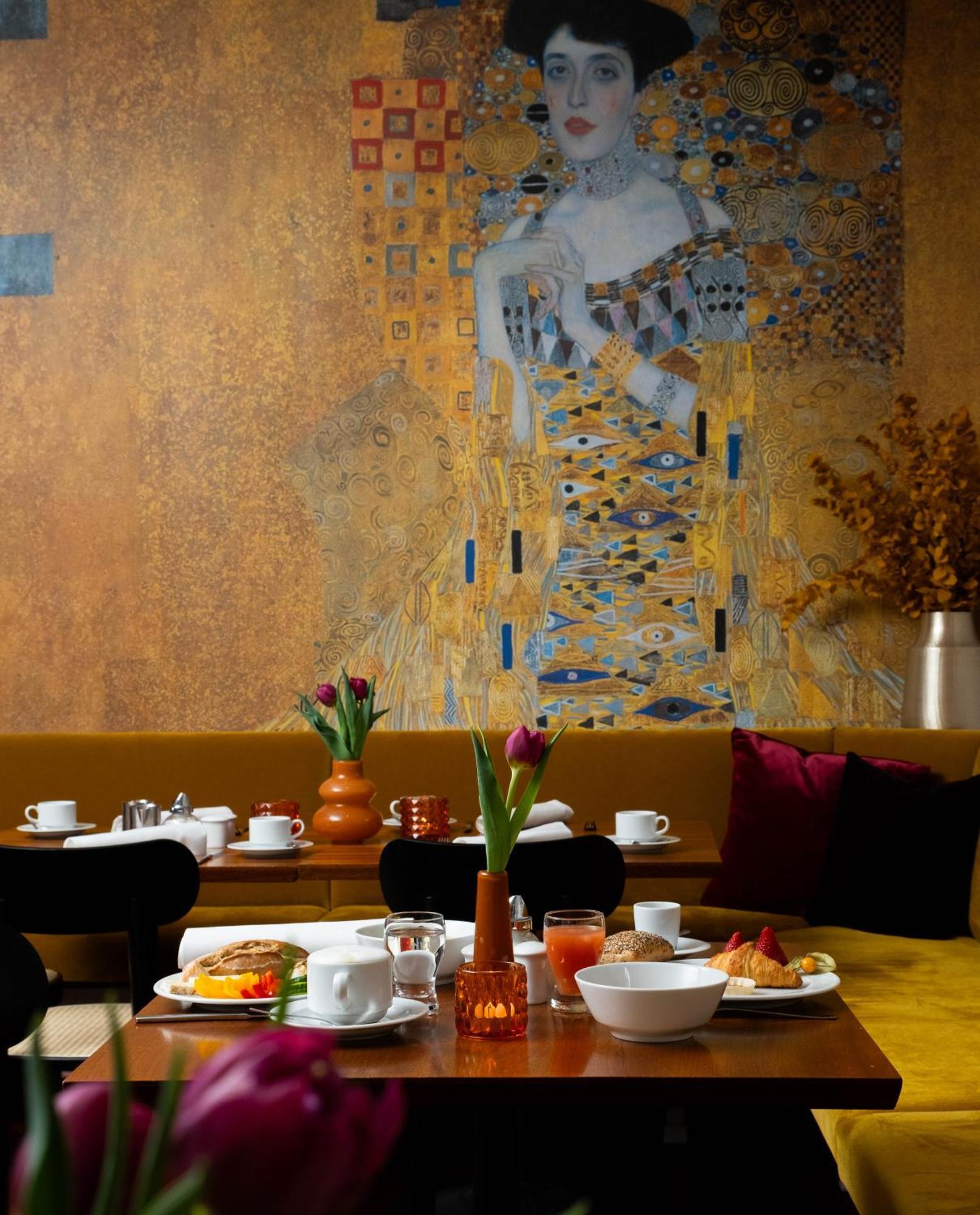 Hotel Ottheinrich Weinheim Zewnętrze zdjęcie