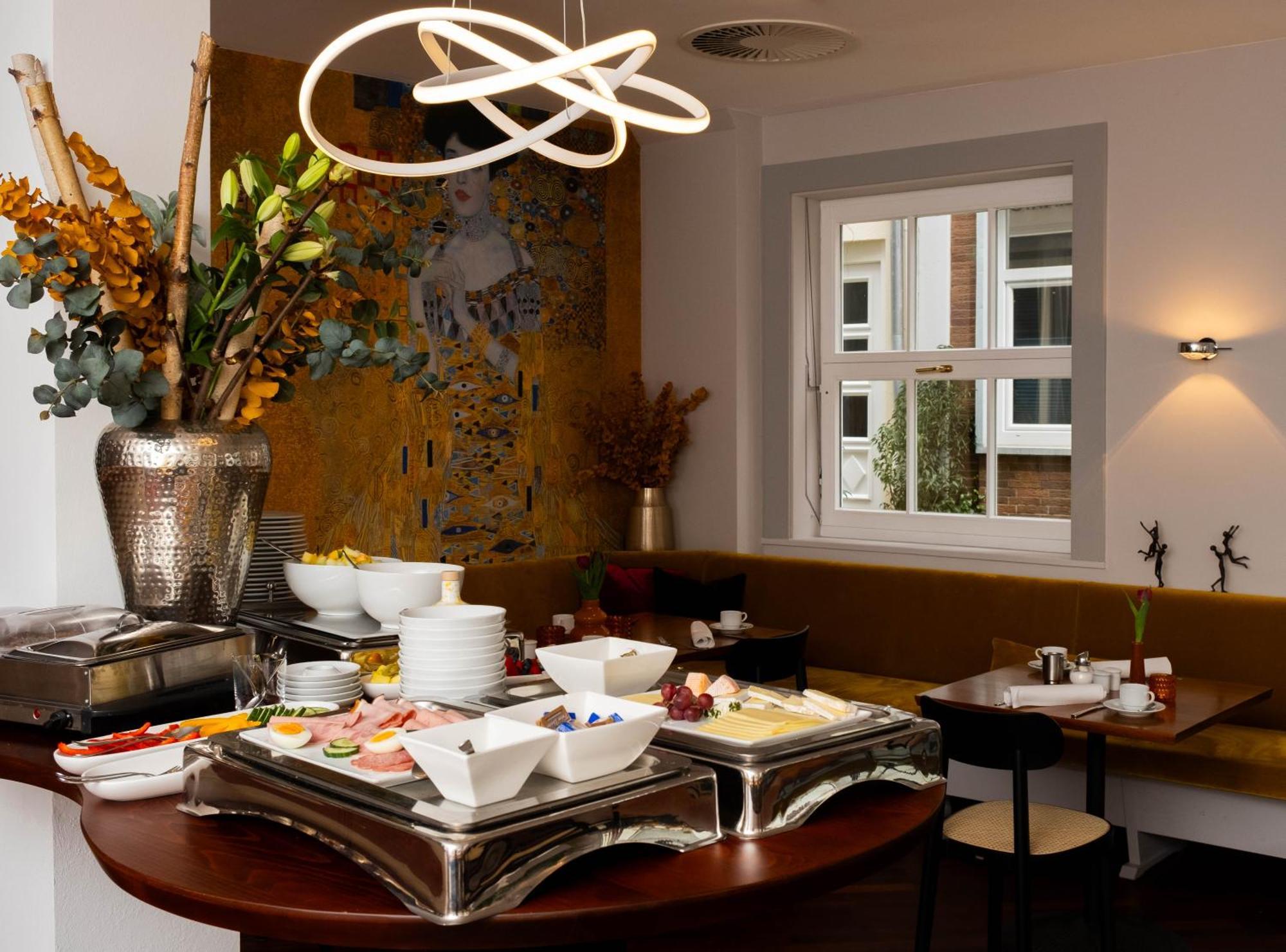 Hotel Ottheinrich Weinheim Zewnętrze zdjęcie