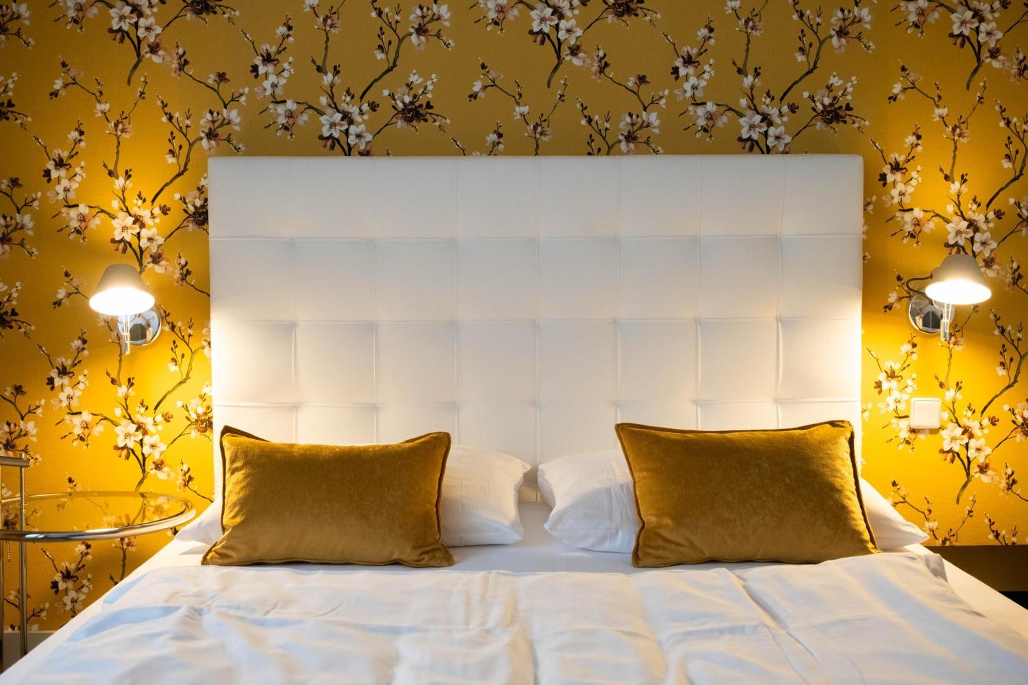 Hotel Ottheinrich Weinheim Zewnętrze zdjęcie